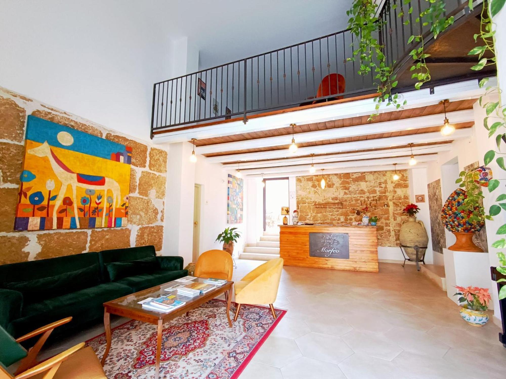 Morfeo Charming Rooms & Relax Avola Bagian luar foto