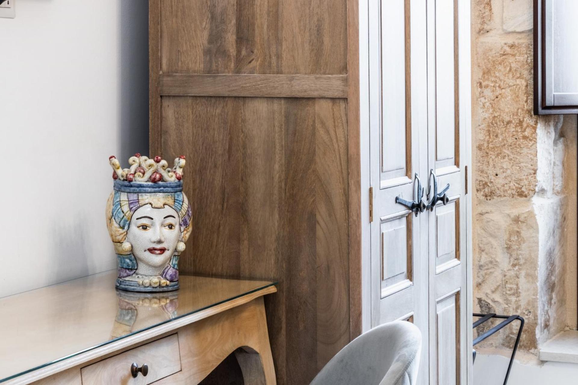 Morfeo Charming Rooms & Relax Avola Bagian luar foto