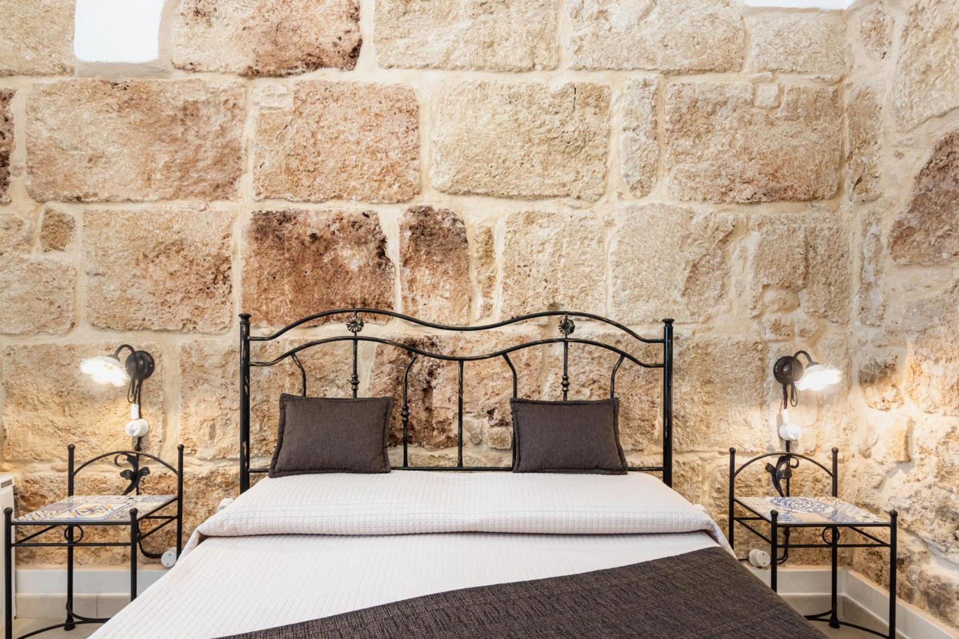 Morfeo Charming Rooms & Relax Avola Bagian luar foto